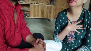 Desi Indian college girlfriend getting fucked in Oyo with dirty Hindi moans
