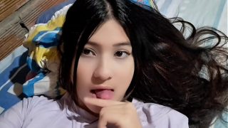 Masturbación casera de una latina bien puta y deliciosa