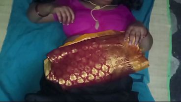 Indian Telugu bhabhi housewife getting fucked in a homemade video