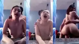 Kakak dan adik lagi ngentot panas di samping galon, desahan basah bikin makin liar