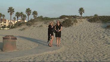 Sultry lesbians Brandi Love and Cindy Craves devour each other’s wet pussies