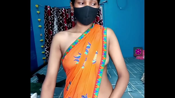 Indian babe’s raw live sex tape